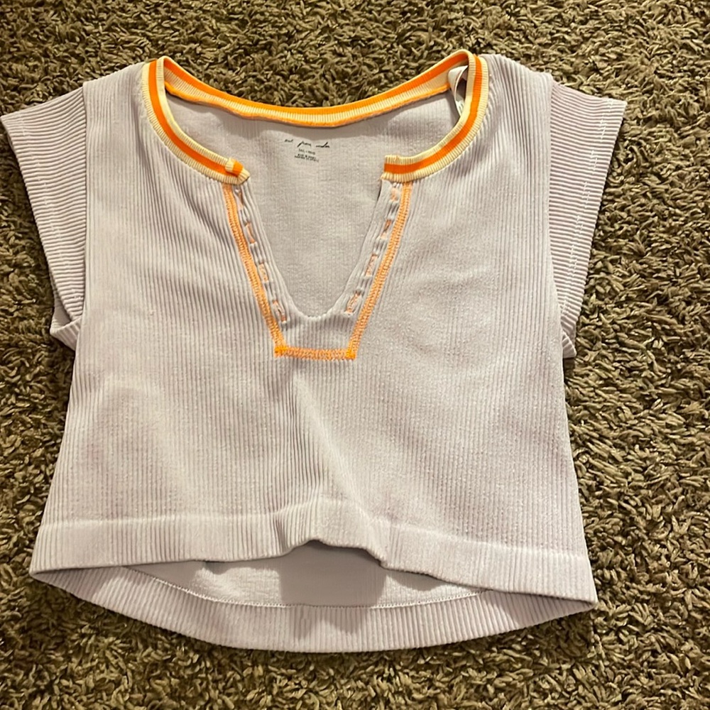 ‘Out From Under Go for Gold Seamless Top’